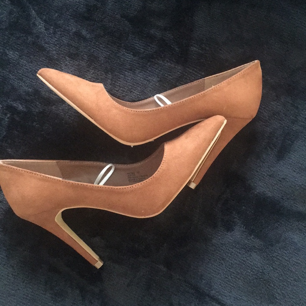 Camel high heels - classy, comfy & cute